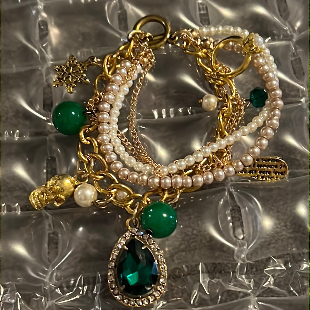 Beautiful charm bracelet new